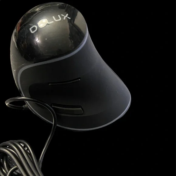 Delux Computer Gaming Mouse - Picture 2 of 3